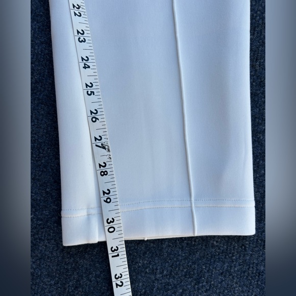 SPANX NWT Heavyair Tapered Pants in Powder Ankle Length Size Small Tall - Picture 7 of 12